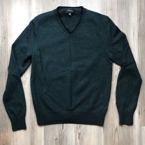 Club Monaco green sweater 100% wool medium size